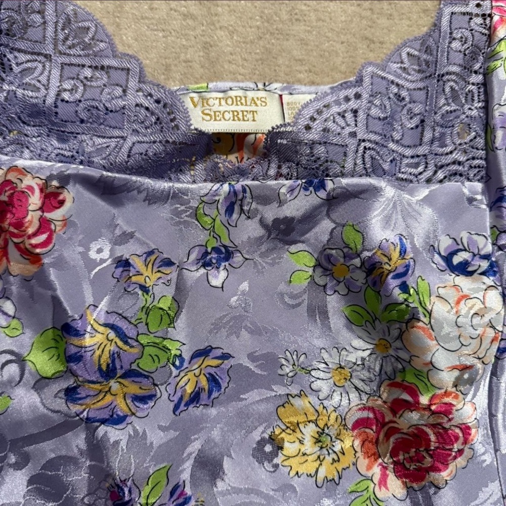 Victoria's Secret Lilac Floral Satin Cami Top - Picture 2 of 3